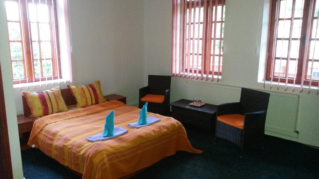 Hôtel Casa Frasin à Buşteni Chambre photo